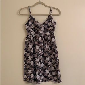Floral pattern dress